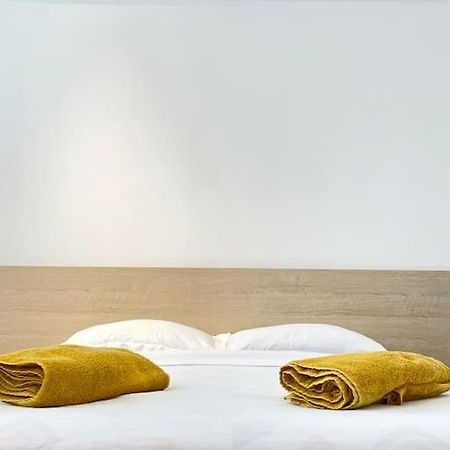 Boutique Apartment In The Bucharest City Center ภายนอก รูปภาพ
