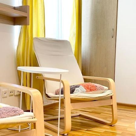 Boutique Apartment In The Bucharest City Center ภายนอก รูปภาพ