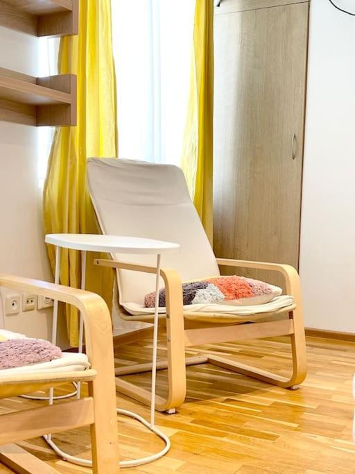 Boutique Apartment In The Bucharest City Center ภายนอก รูปภาพ