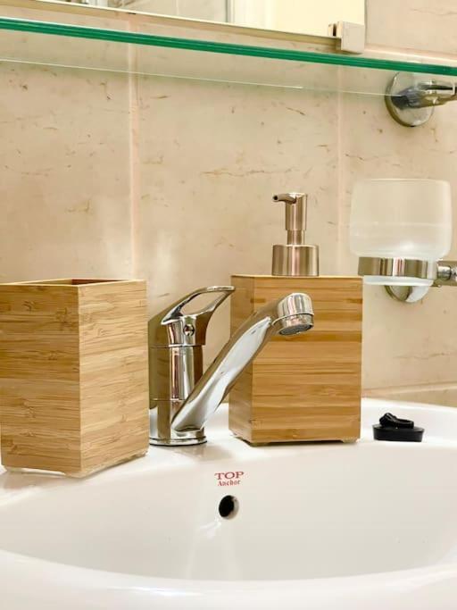 Boutique Apartment In The Bucharest City Center ภายนอก รูปภาพ